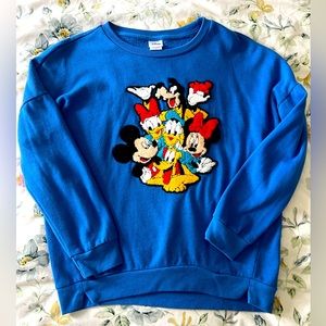 Vintage Mickey Donald Minne Disney Crewel Sweatshirt Adult Size S cropped
